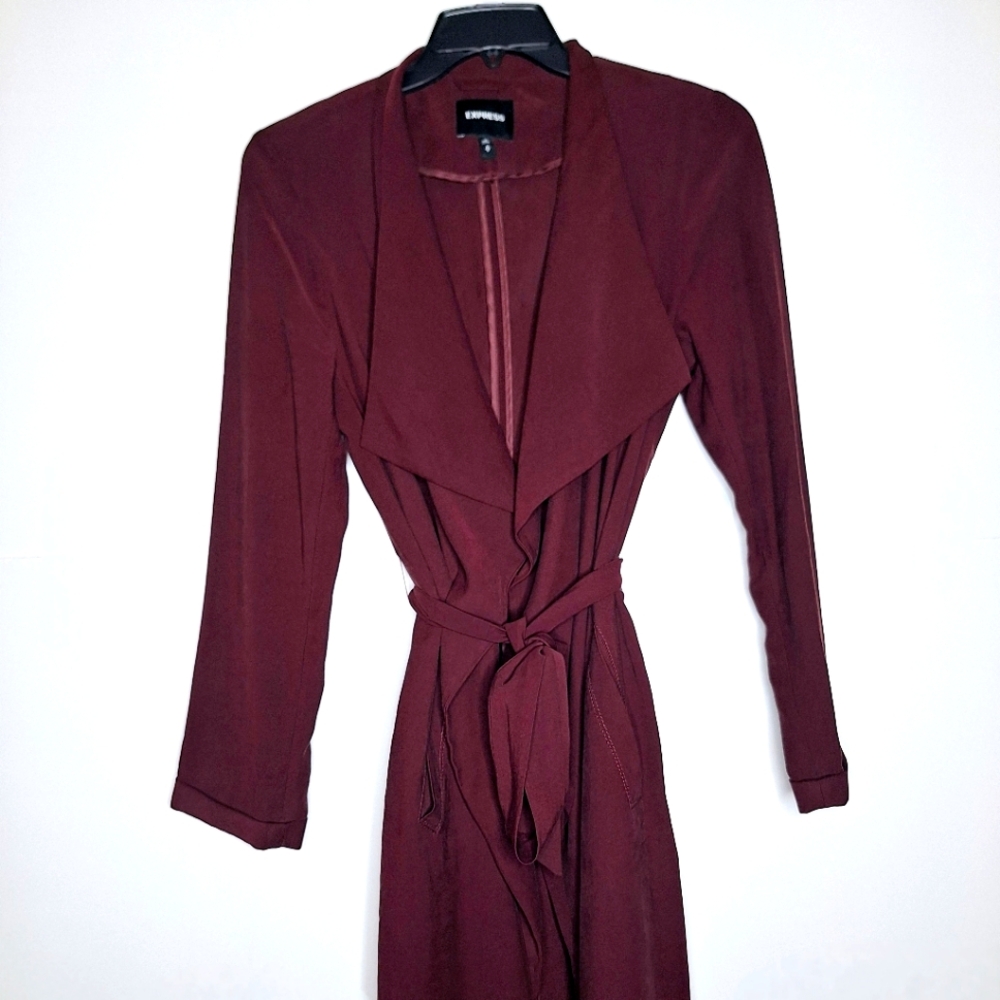 Express brand"Expression in A Trench" Belted preppy core trench coat.